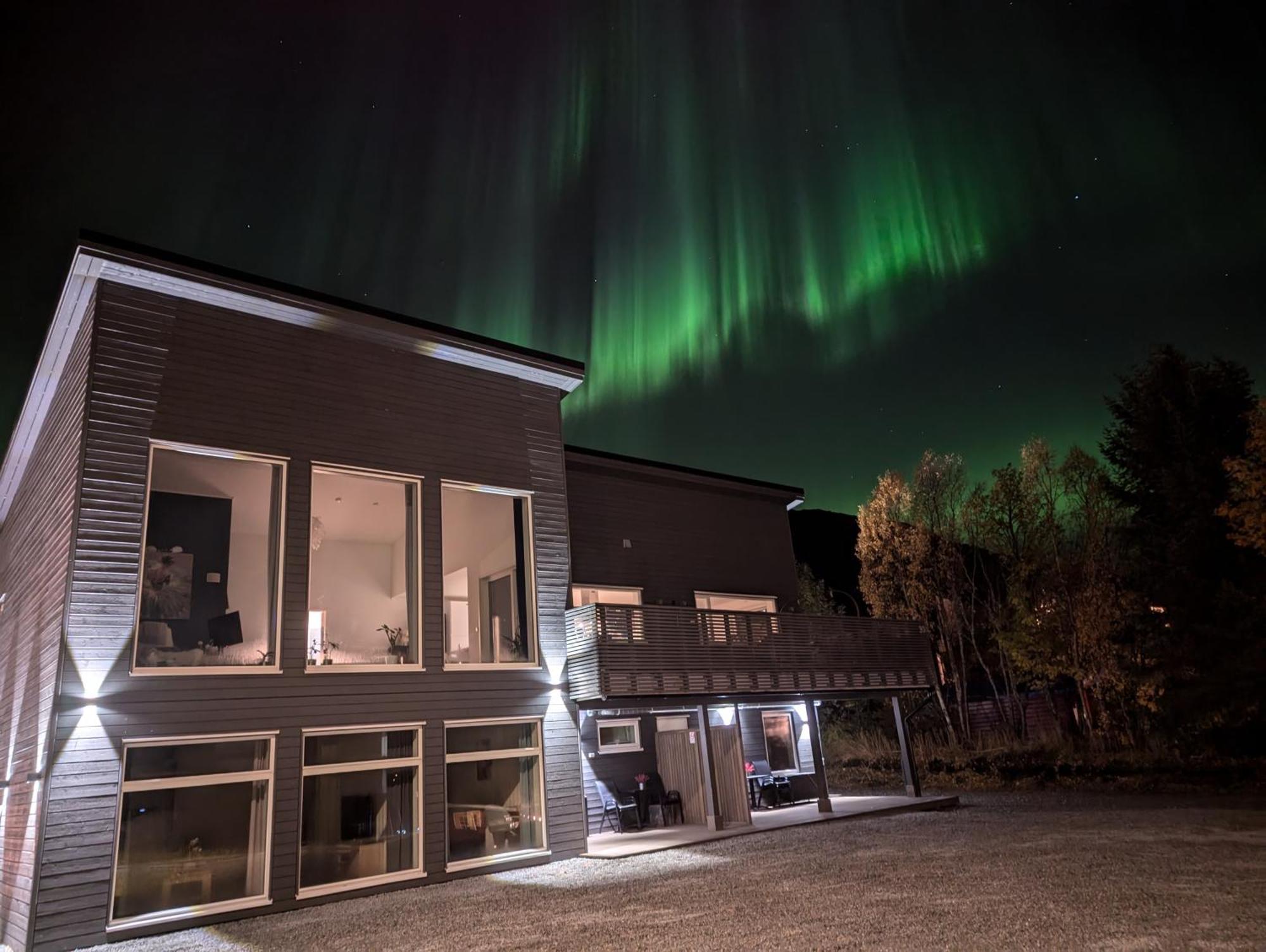 Апартаменты The House Of Aurora II Тромсё Экстерьер фото